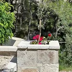 Secluded House - 25243 Tatil Evi *