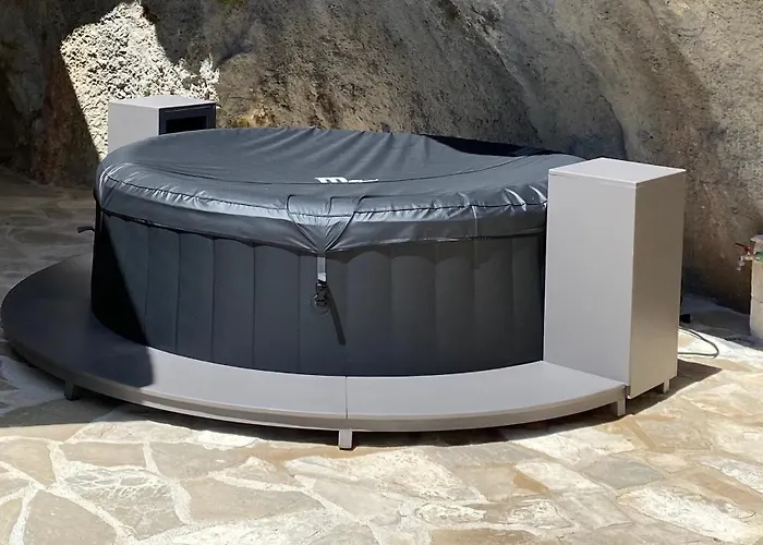 Secluded House - 25243 *