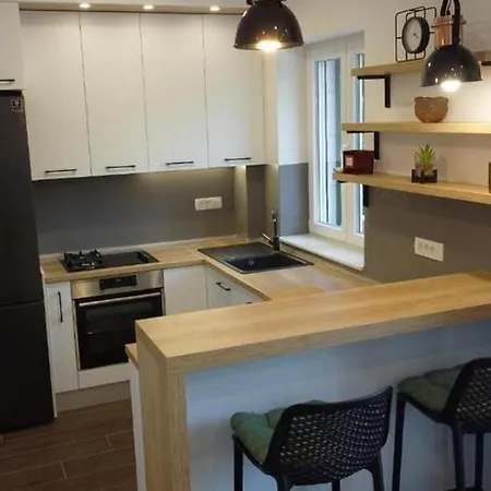 בית נופש Secluded House - 25243 מאקרסקה